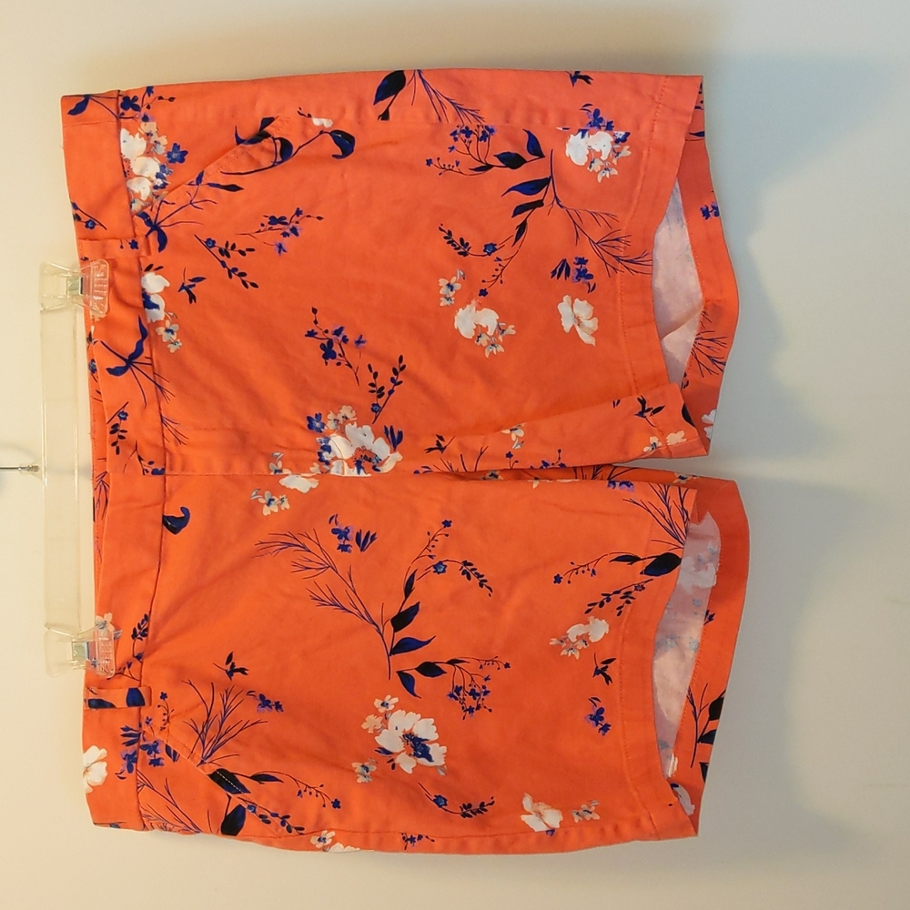Boutique Midi Women's Size 20W Cotton Blend Floral Print Shorts - Picture 3 of 9